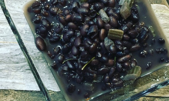 Simple Homemade Black Beans